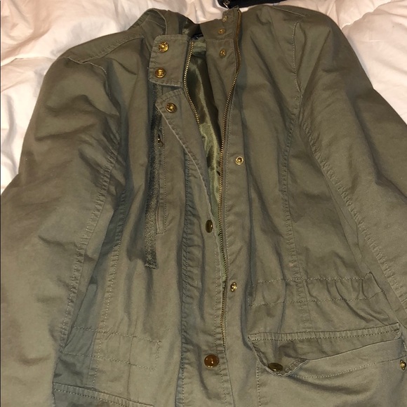 Green jacket - Picture 1 of 4